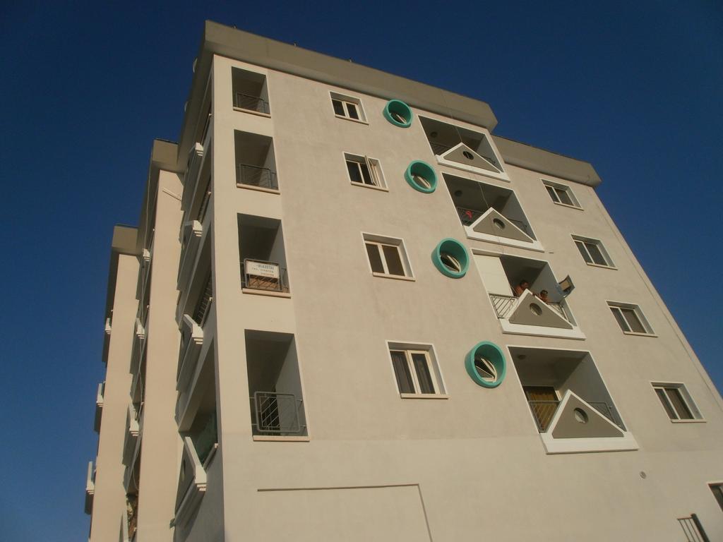 Alora Apartments Λάρνακα Εξωτερικό φωτογραφία